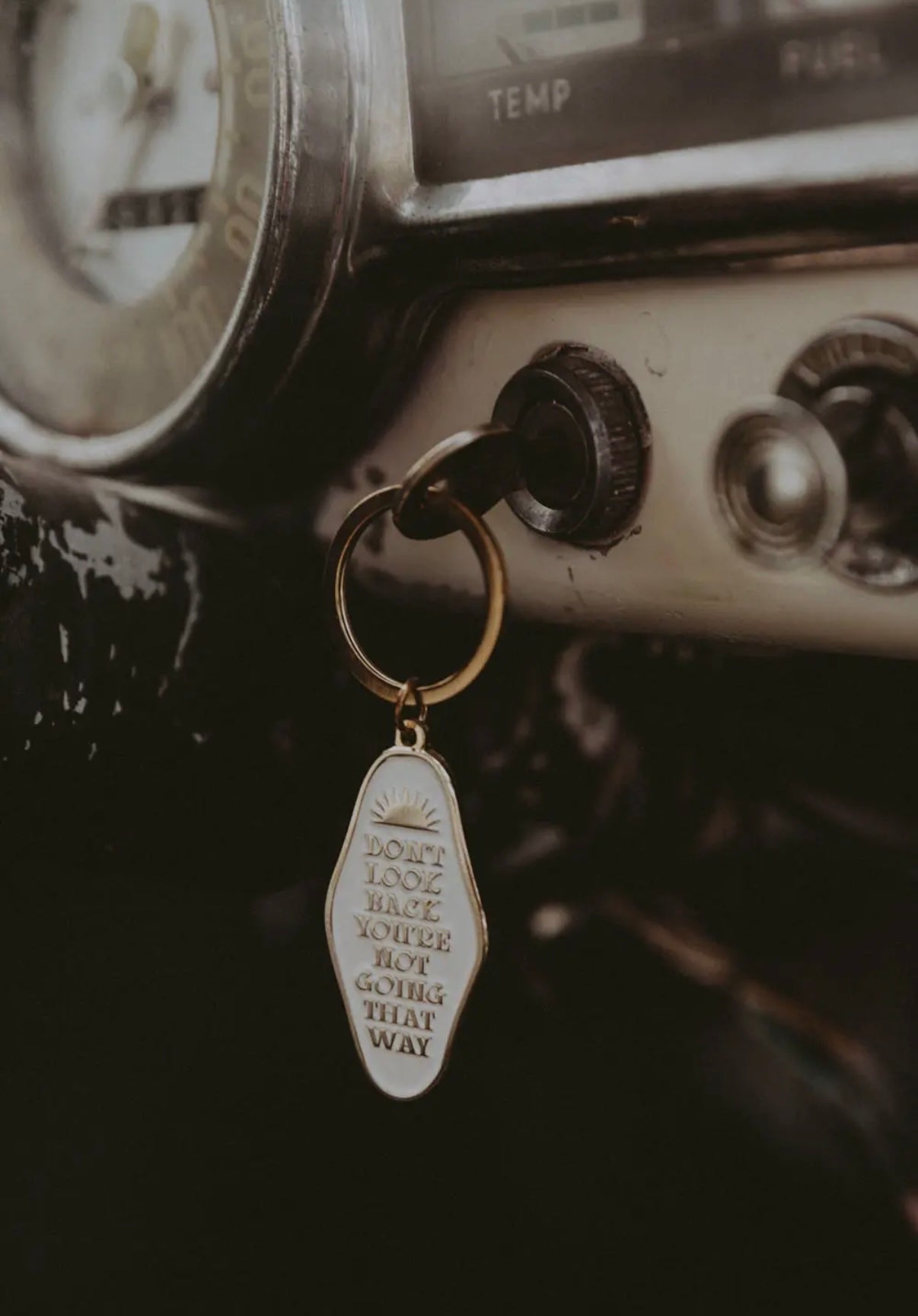 Don't Look Back, You're Not Going That Way - Keychain