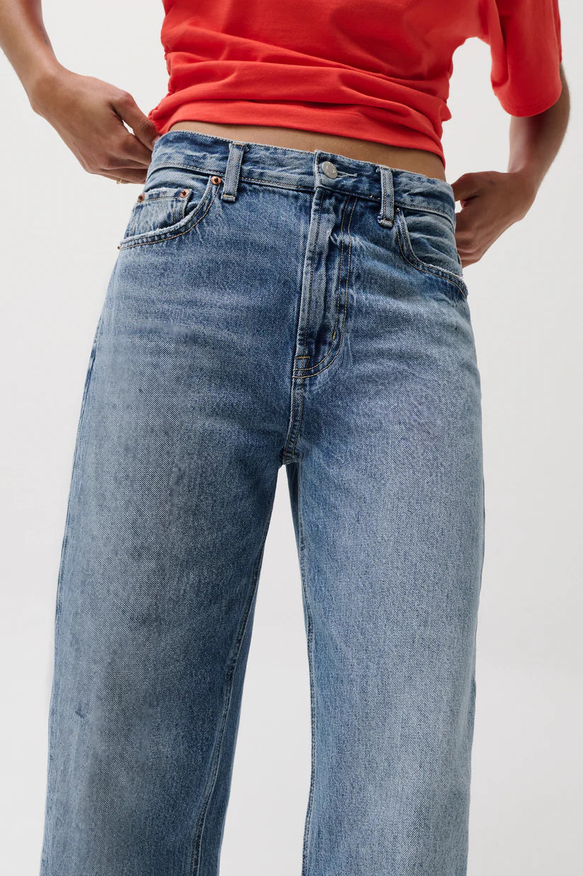 Wes High Rise Barrel Jeans