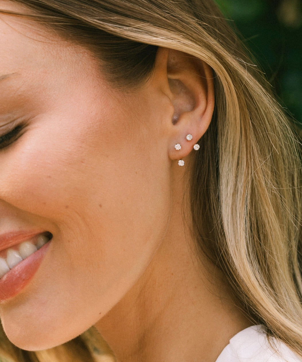 Bold Arc Hoop Earrings- 7mm