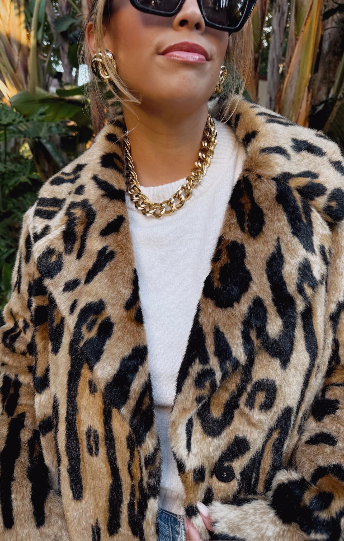 Miss Cindy Overcoat