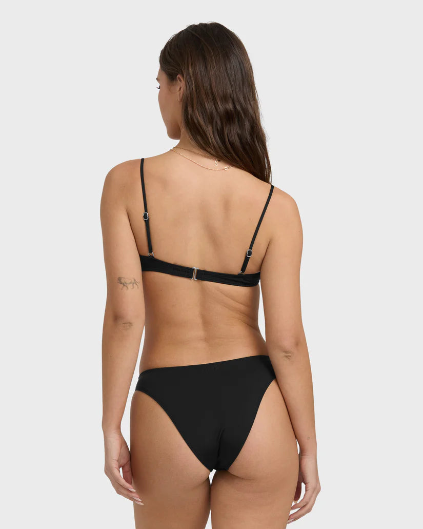 Sol Searcher Hike Bikini Bottom