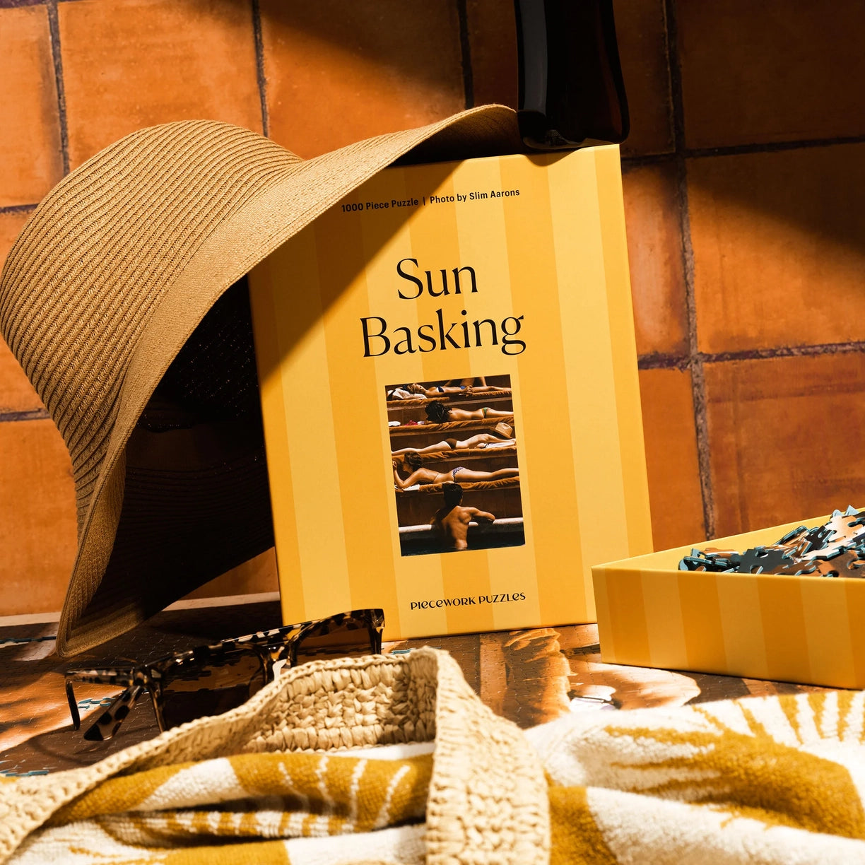 Sun Basking - Slim Aarons Collab - 1000 Pieces Puzzle