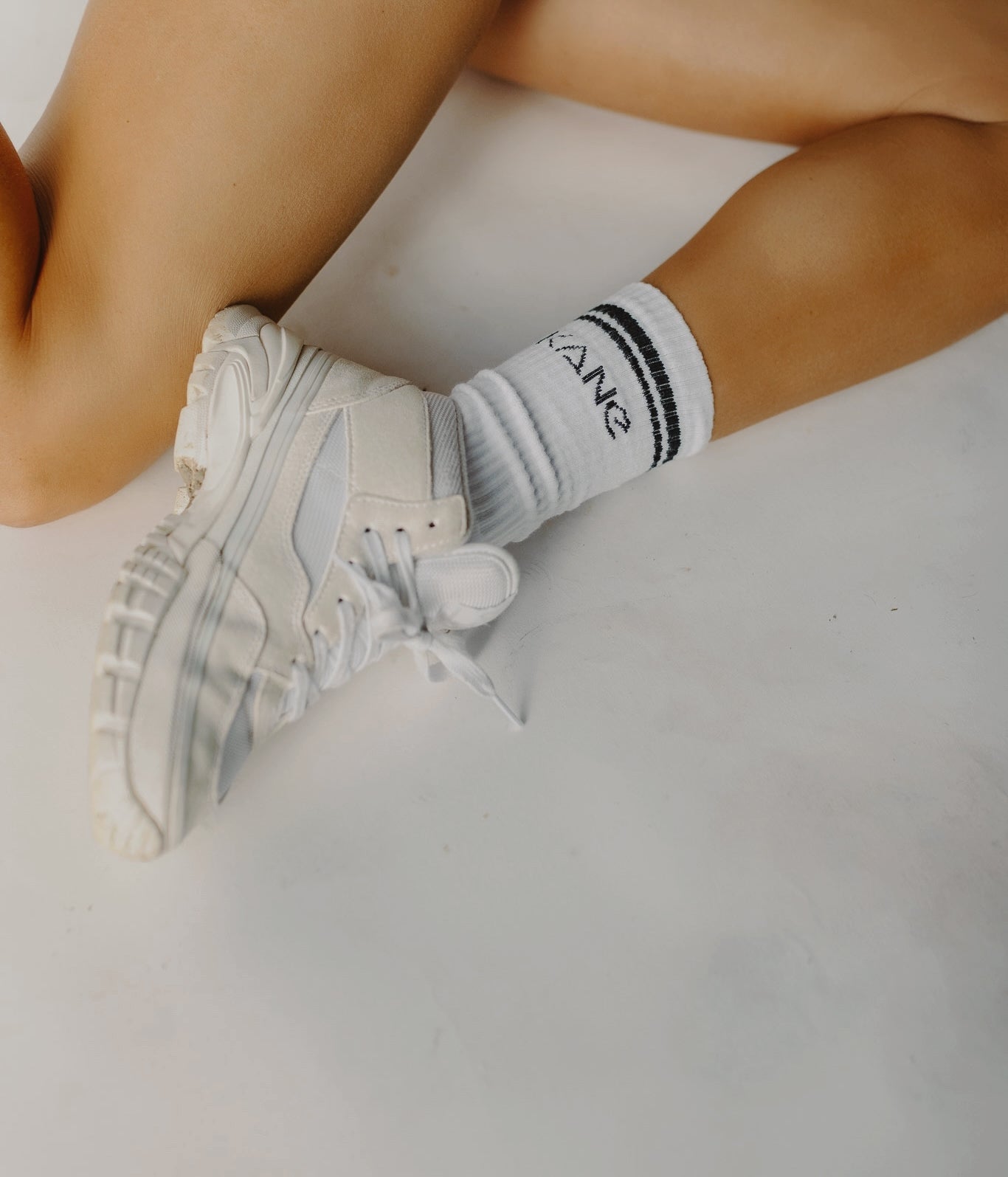 The Unisex 90's Crew Sock