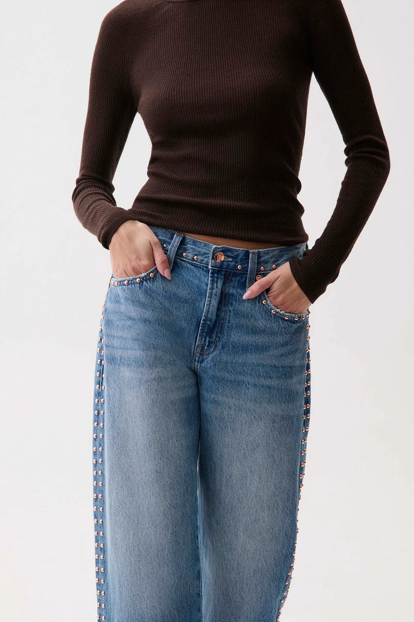 Lexi Mid Rise Bowed Straight - Studded
