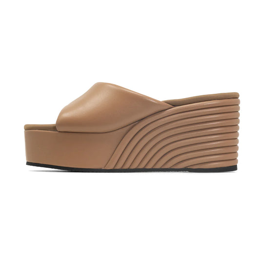 Scoop Mid Strata Wedge