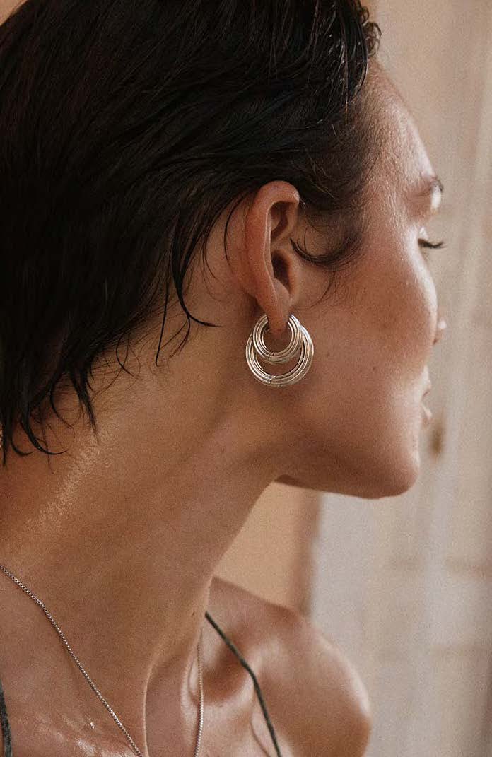 The Mini Ridged Amalfi Hinge Hoops