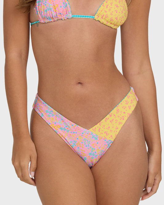 Babe Alert V Hike Reversible Bikini Bottoms