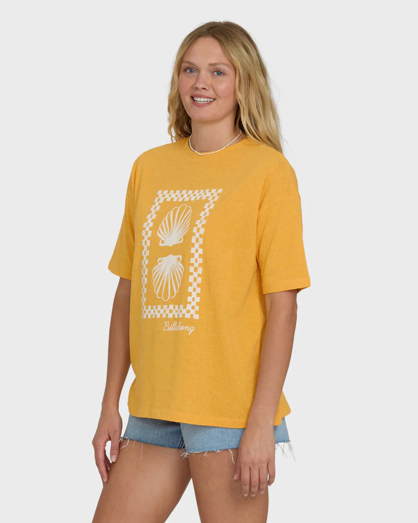 Balance of Waves Short Sleeve T-Shirt