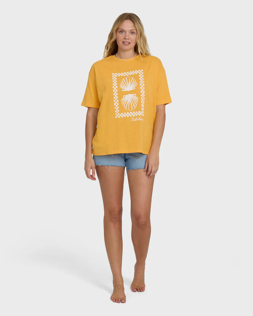 Balance of Waves Short Sleeve T-Shirt