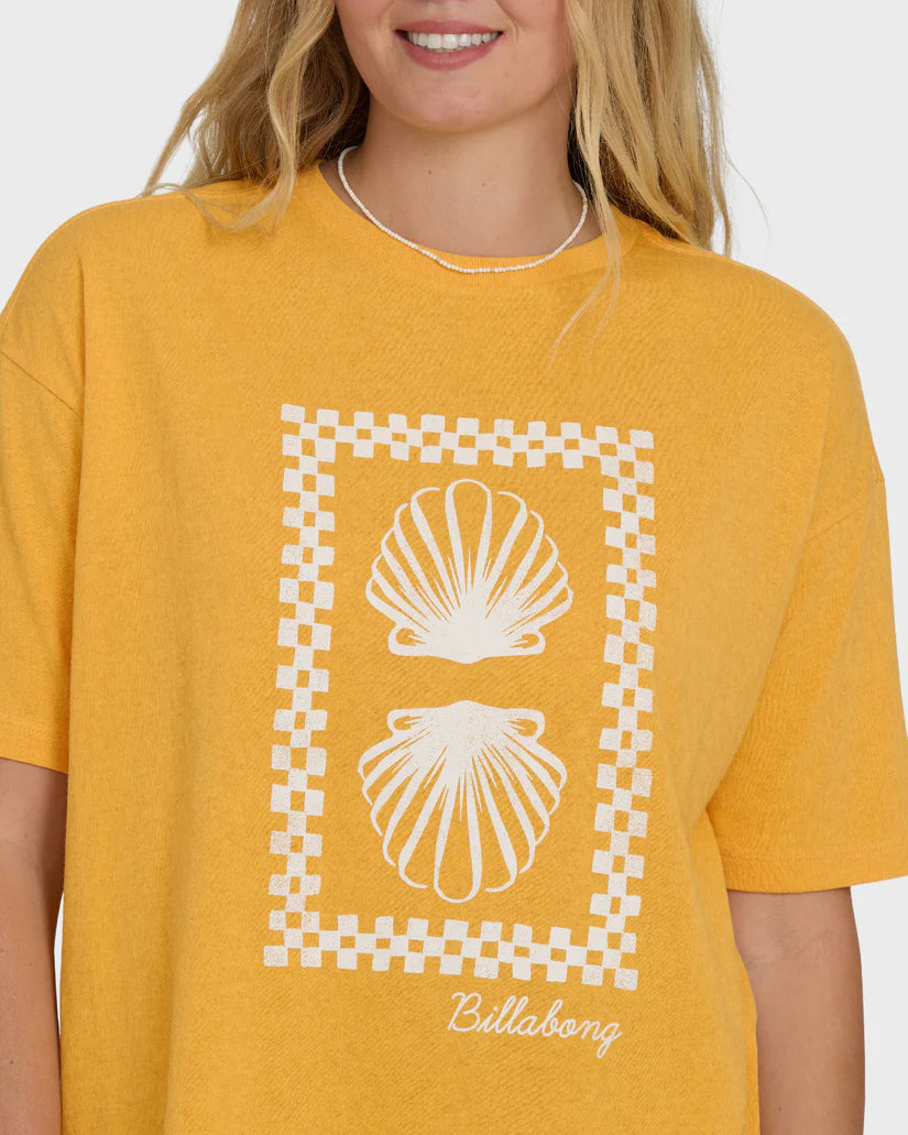 Balance of Waves Short Sleeve T-Shirt