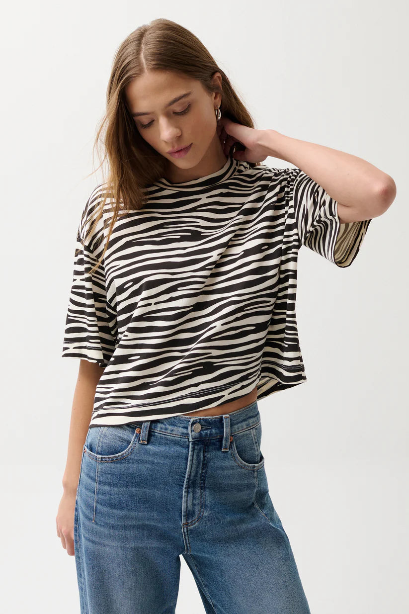 Mae Cropped Tee