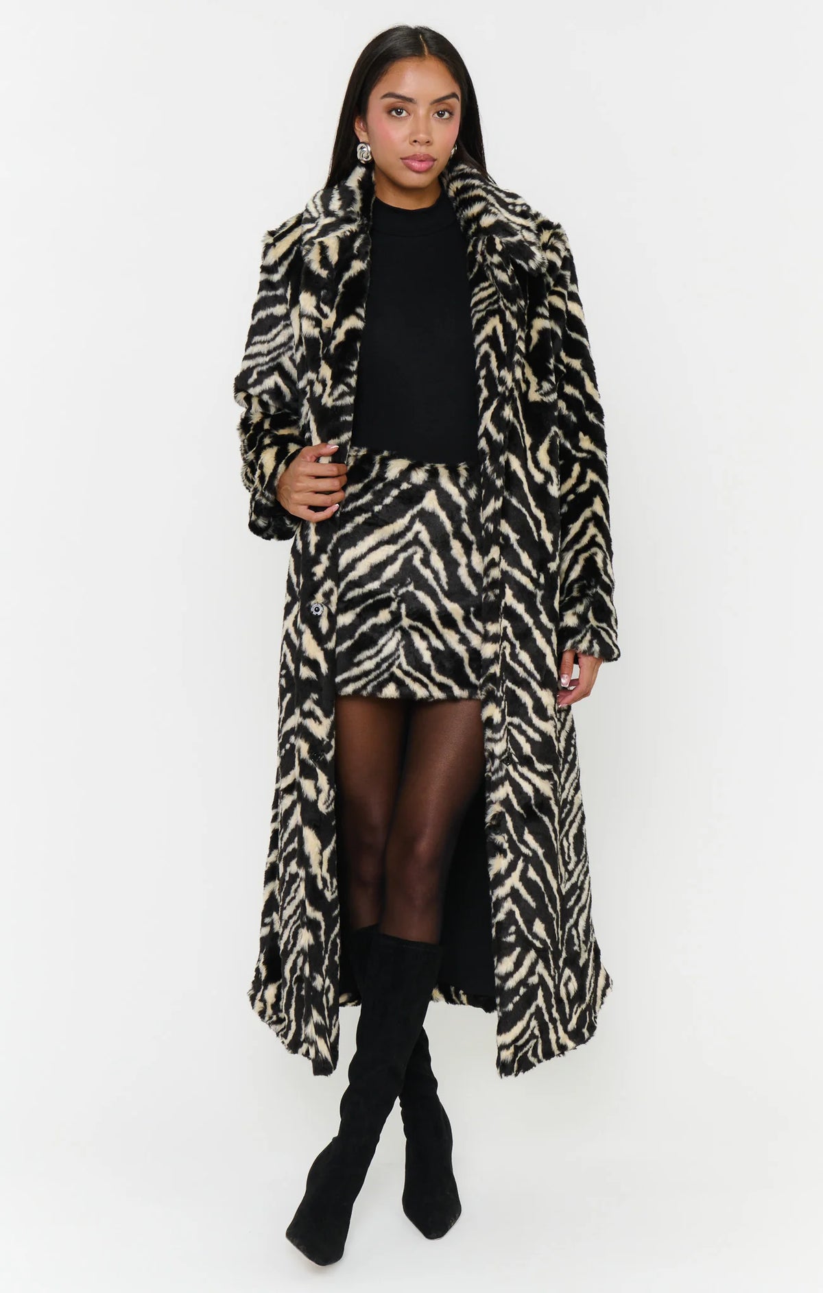 Miss Cindy Overcoat
