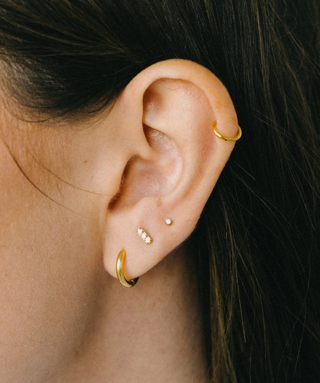 Pave Bar Flat Back Stud