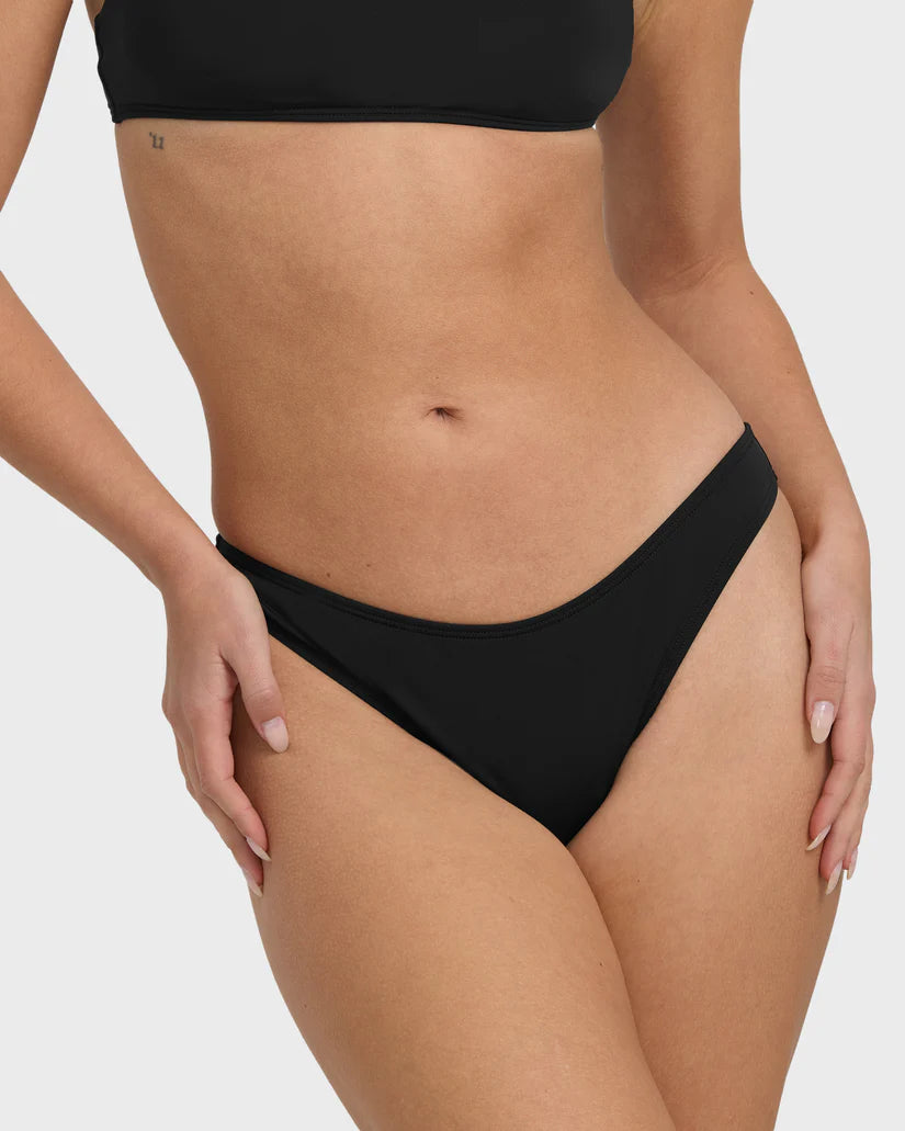 Sol Searcher Hike Bikini Bottom