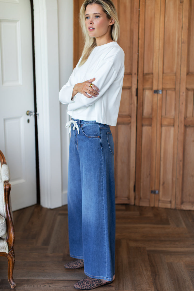 Super Wide Leg Jean